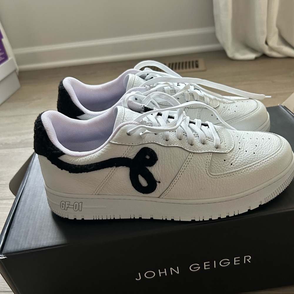 White and Black Men's Sneakers - Picture 2 of 5